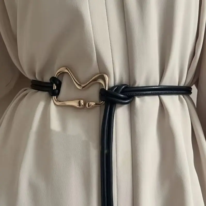 Delizia - Elegante Cintura in Pelle Tonica