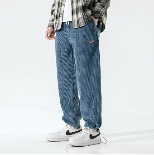 Luciano - Pantaloni a coste accoglienti - Image 4