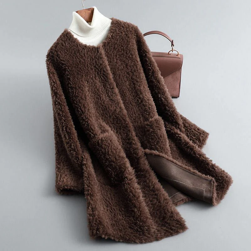 Raimona - Cappotto in Pelliccia di Orso Peluche - Image 6