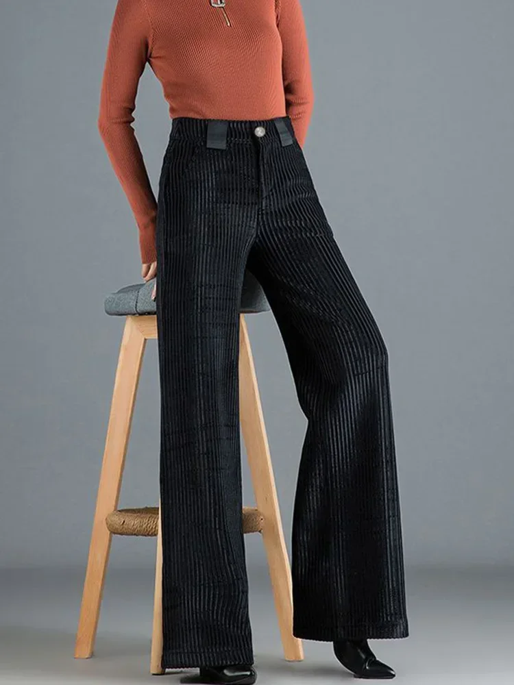 Vittoria - Pantaloni Chic in Velluto a Coste - Image 4